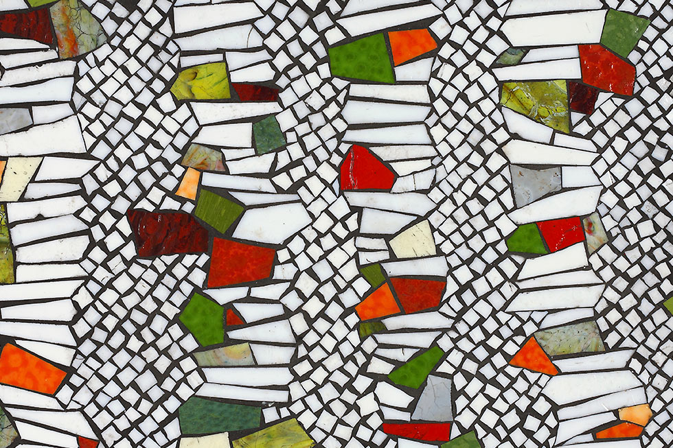 mosaïque d'émaux graphiquement proche de textile
